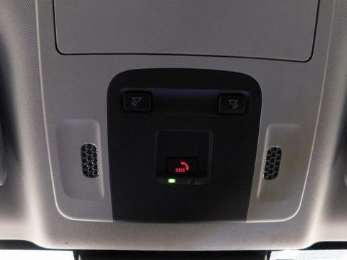 Used 2025 Toyota Camry LE image 42