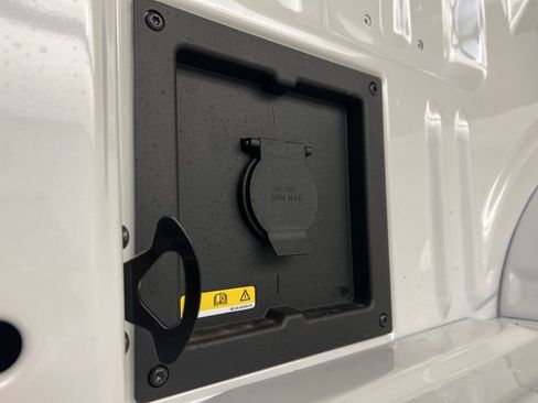 New 2025 Ford F150 Lariat w/ Equipment Group 501A Mid image 36