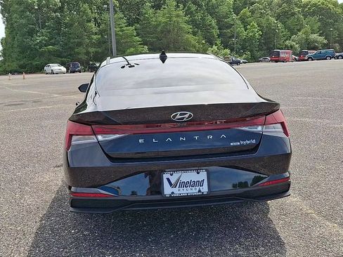 Certified 2023 Hyundai Elantra Blue w/ Cargo Package FWD image 7