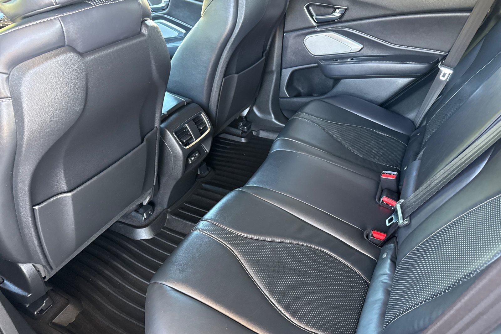 Used 2019 Acura RDX w/ Technology Package AWD/4WD image 6