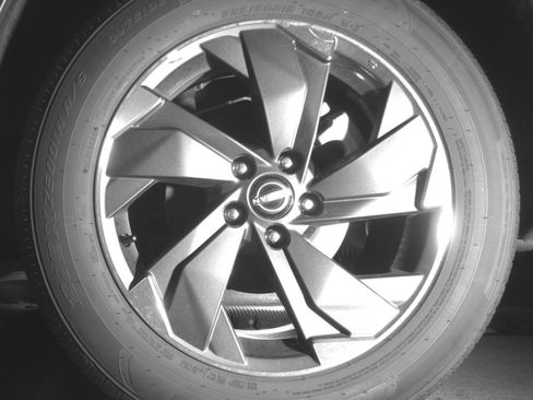 Used 2025 Nissan Rogue SV FWD image 16