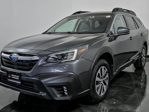 Used 2020 Subaru Outback Premium AWD/4WD image 5