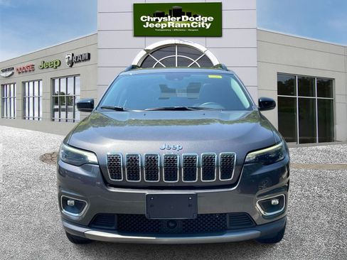 Used 2022 Jeep Cherokee Limited w/ Mopar Interior Package AWD/4WD image 2