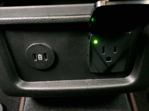 Certified 2024 Ford Edge ST-Line image 32