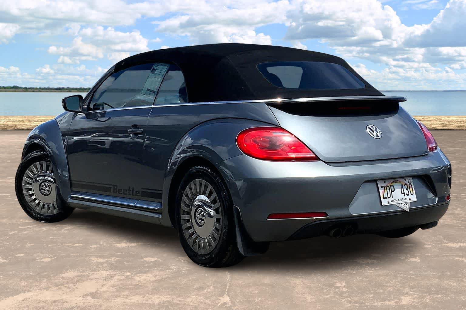 Used 2013 Volkswagen Beetle 2.5 FWD image 4