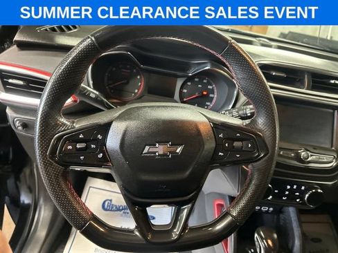 Used 2023 Chevrolet TrailBlazer RS AWD/4WD image 17