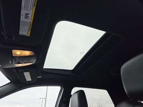 Used 2025 Dodge Durango R/T image 10