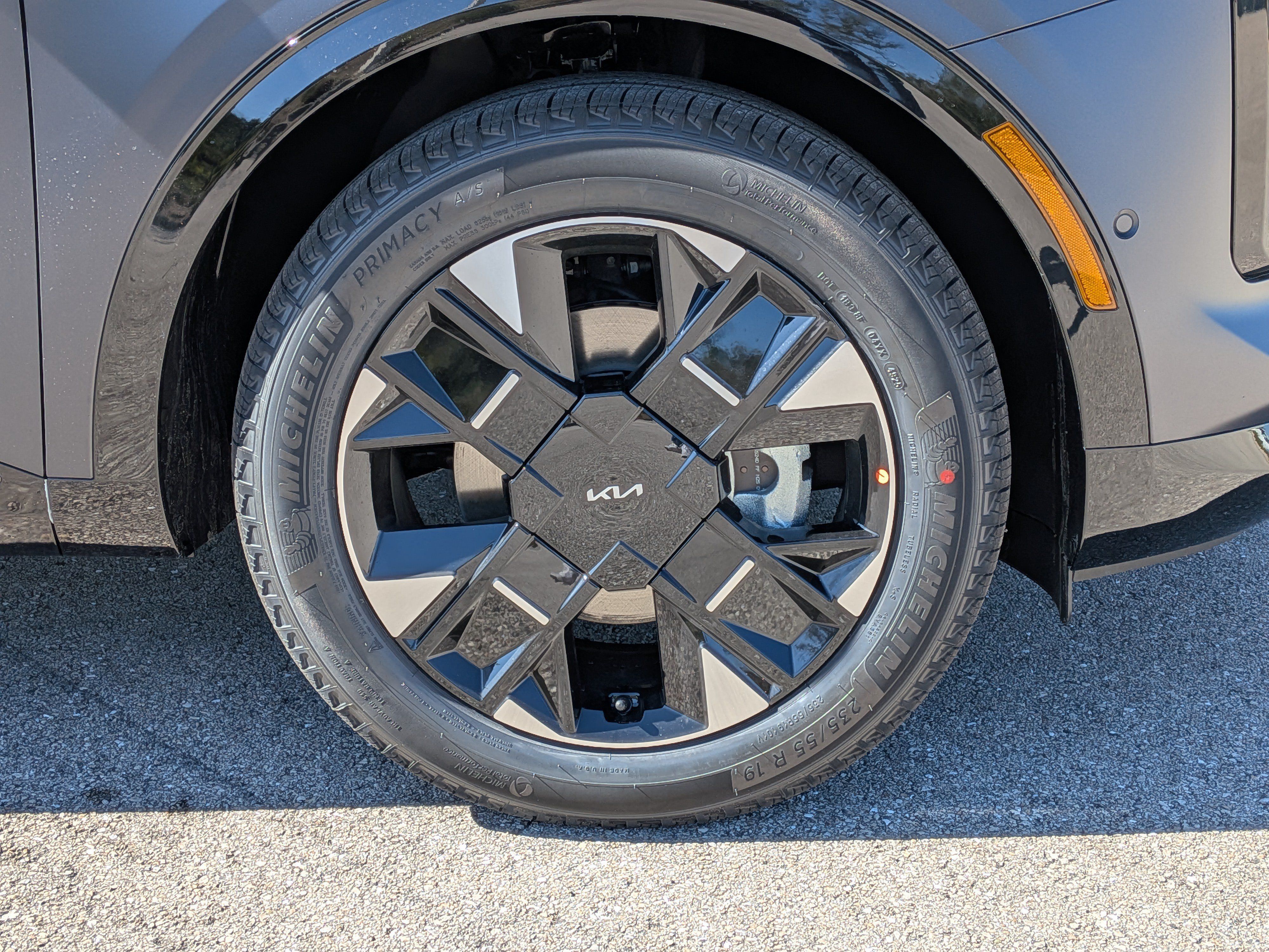 New 2026 Kia Sportage SX FWD image 11