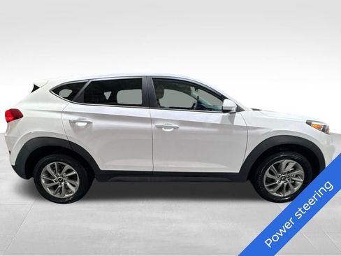Used 2018 Hyundai Tucson SE image 4