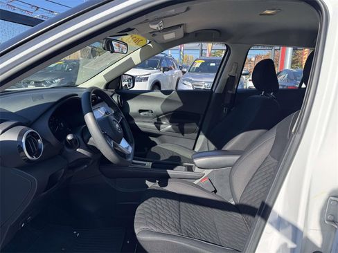 Used 2021 Nissan Kicks SV image 19