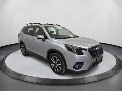 Used 2022 Subaru Forester Limited w/ Popular Package #3 image 3