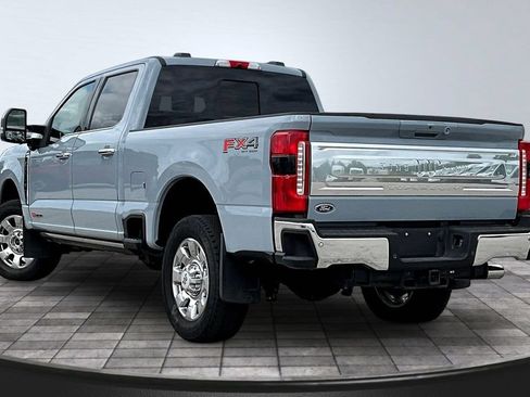 Used 2025 Ford F350 King Ranch w/ Chrome Package AWD/4WD image 4