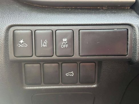 Used 2024 Mitsubishi Eclipse Cross SE AWD/4WD image 30