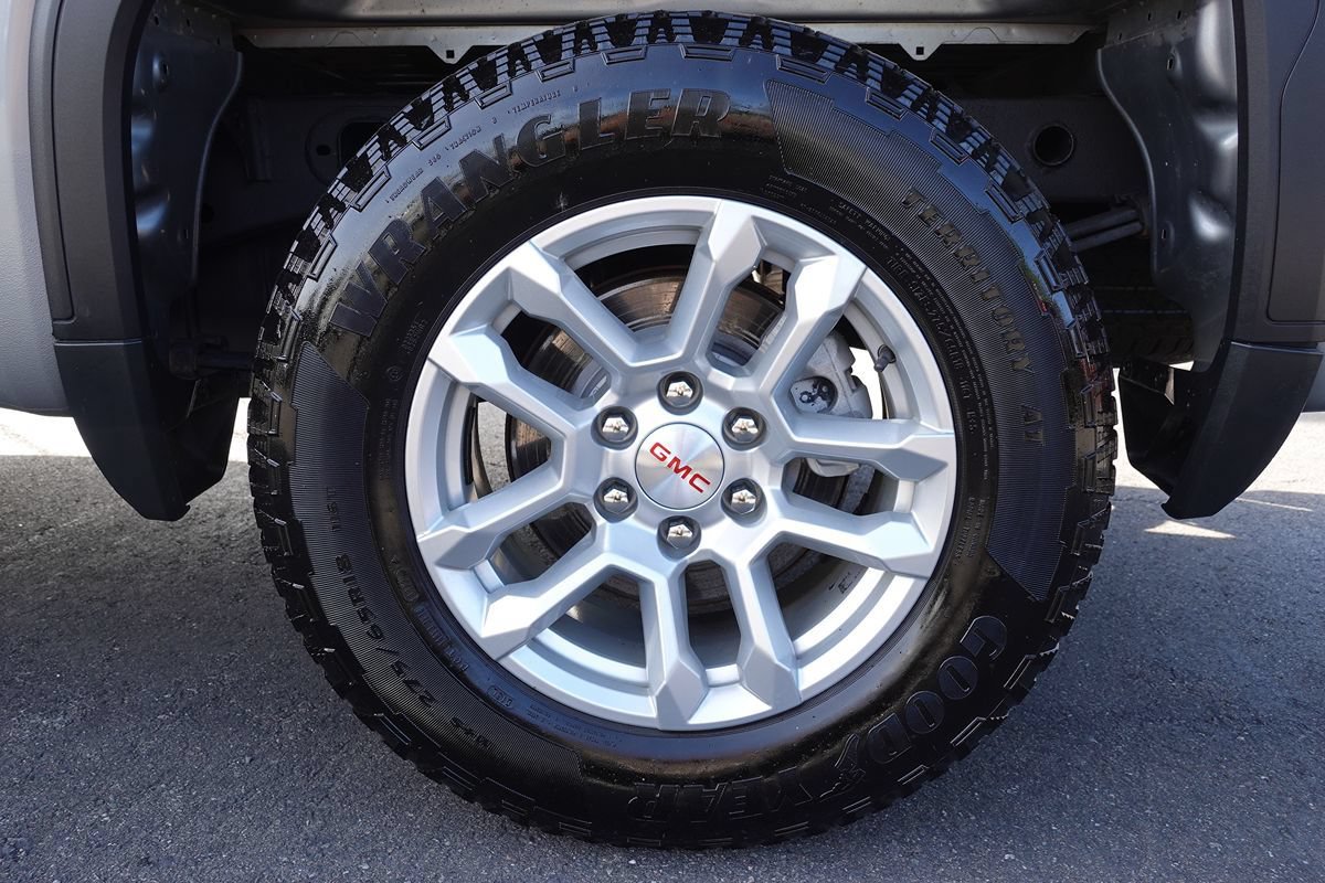 Used 2023 GMC Sierra 1500 Pro w/ Pro Value Package AWD/4WD image 54