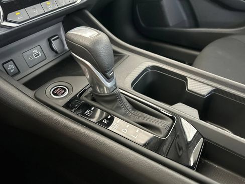 Certified 2025 Nissan Sentra S FWD image 33
