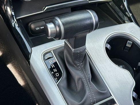 Certified 2019 Kia Stinger GT1 image 22