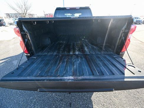 Used 2019 Chevrolet Silverado 1500 RST image 17