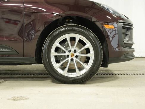 New 2026 Porsche Macan image 39