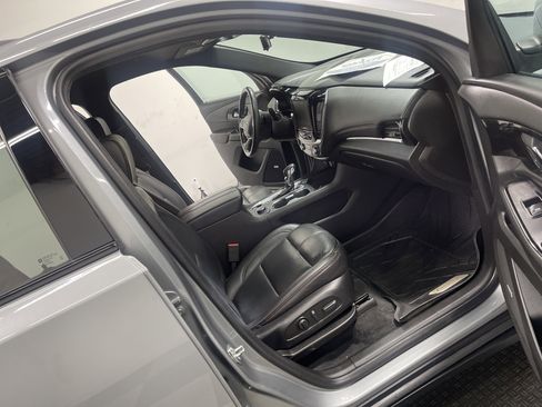 Used 2023 Chevrolet Traverse RS w/ LPO, Floor Liner Package image 25