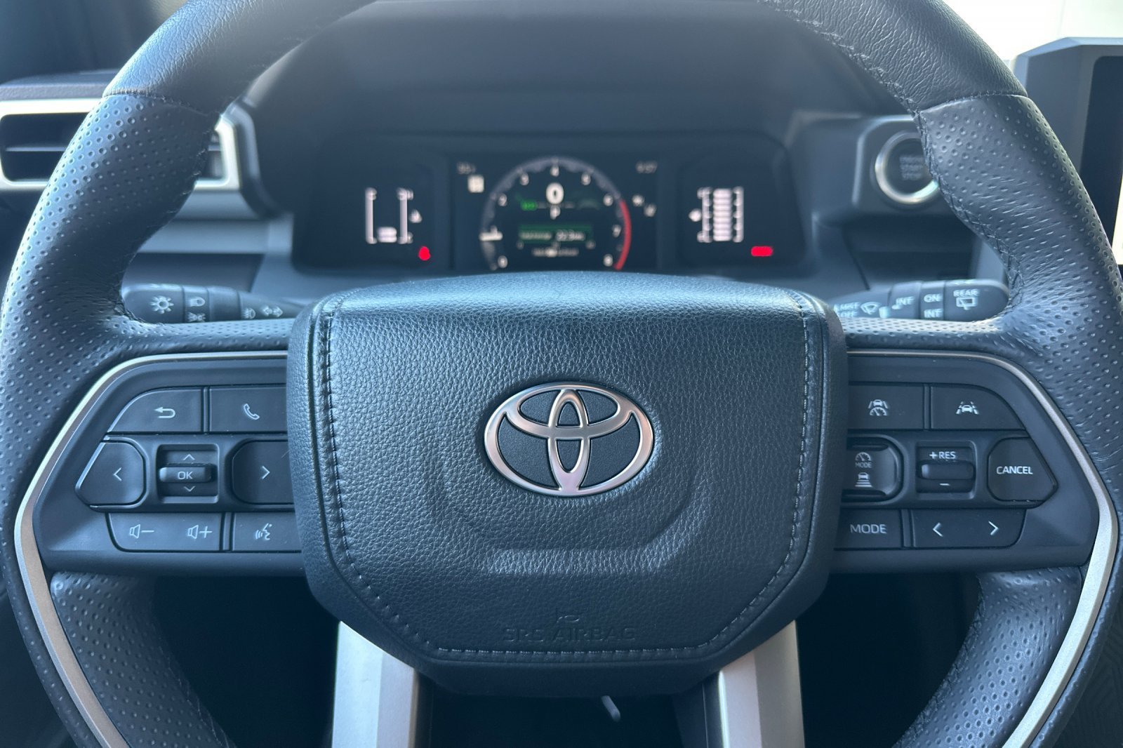 Certified 2026 Toyota 4Runner SR5 RWD image 37