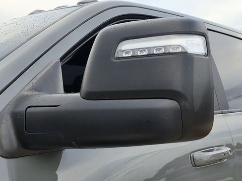 Used 2026 RAM 2500 Laramie AWD/4WD image 35