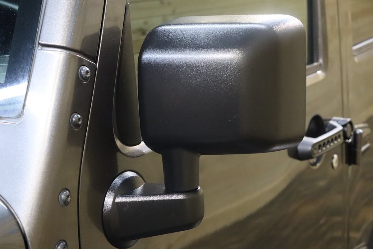 Used 2017 Jeep Wrangler Unlimited Sport w/ Connectivity Group AWD/4WD image 14