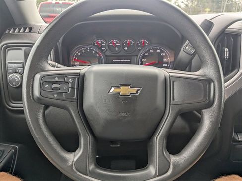 Used 2023 Chevrolet Silverado 1500 Custom image 26