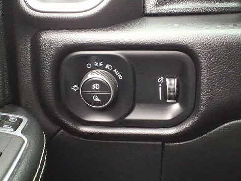 Used 2024 RAM 2500 Big Horn w/ Bed Utility Group image 26