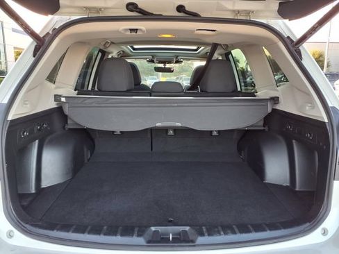 Used 2023 Subaru Forester Premium AWD/4WD image 9