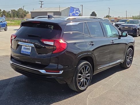 Used 2023 GMC Terrain Denali w/ Black Diamond Edition AWD/4WD image 5