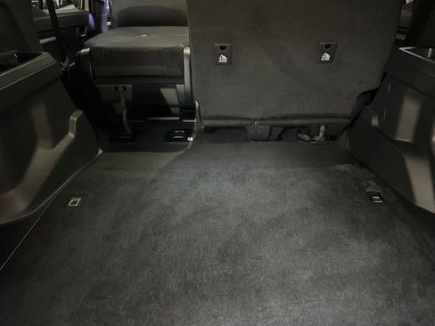 Used 2025 Toyota 4Runner SR5 image 18