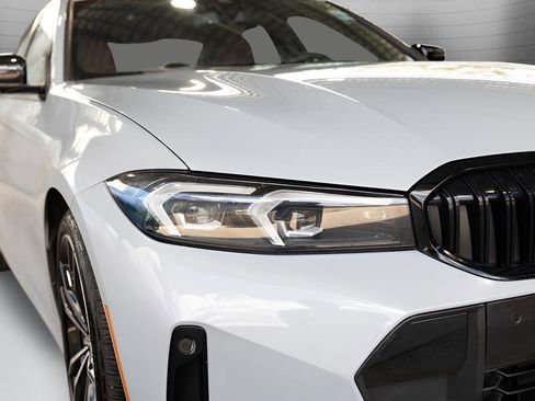 Used 2023 BMW 330i xDrive Sedan w/ M Sport Package AWD/4WD image 14