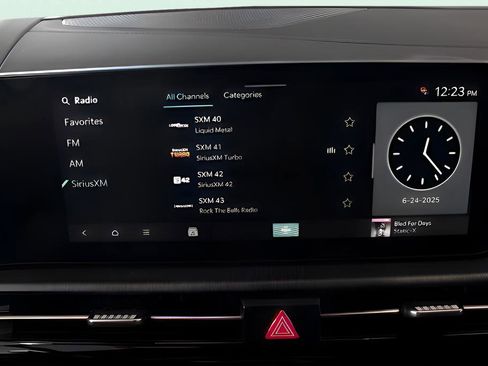 New 2026 Kia Sportage X-Line w/ X-Line Premium Package AWD/4WD image 28