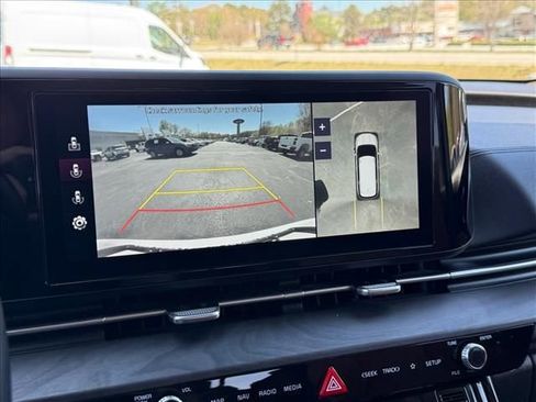 Used 2022 Kia Carnival SX image 25