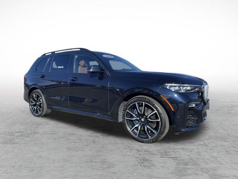 Used 2019 BMW X7 xDrive50i w/ Dynamic Handling Package image 3