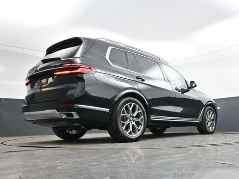 Used 2023 BMW X7 xDrive40i image 28