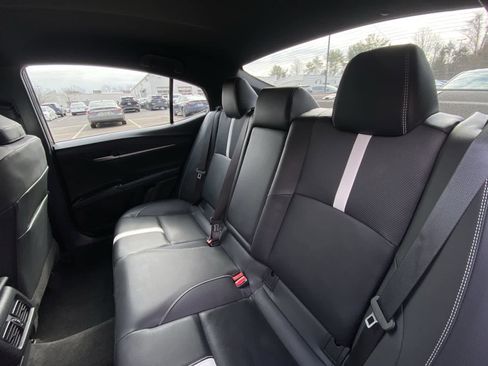 Used 2025 Toyota Camry SE image 27