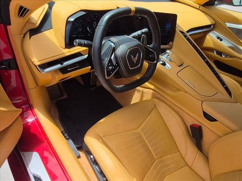 Used 2024 Chevrolet Corvette Stingray Premium Conv w/ Z51 Performance Package RWD image 6