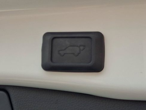 Used 2023 Toyota RAV4 XSE w/ XSE Grade Weather Package AWD/4WD image 31