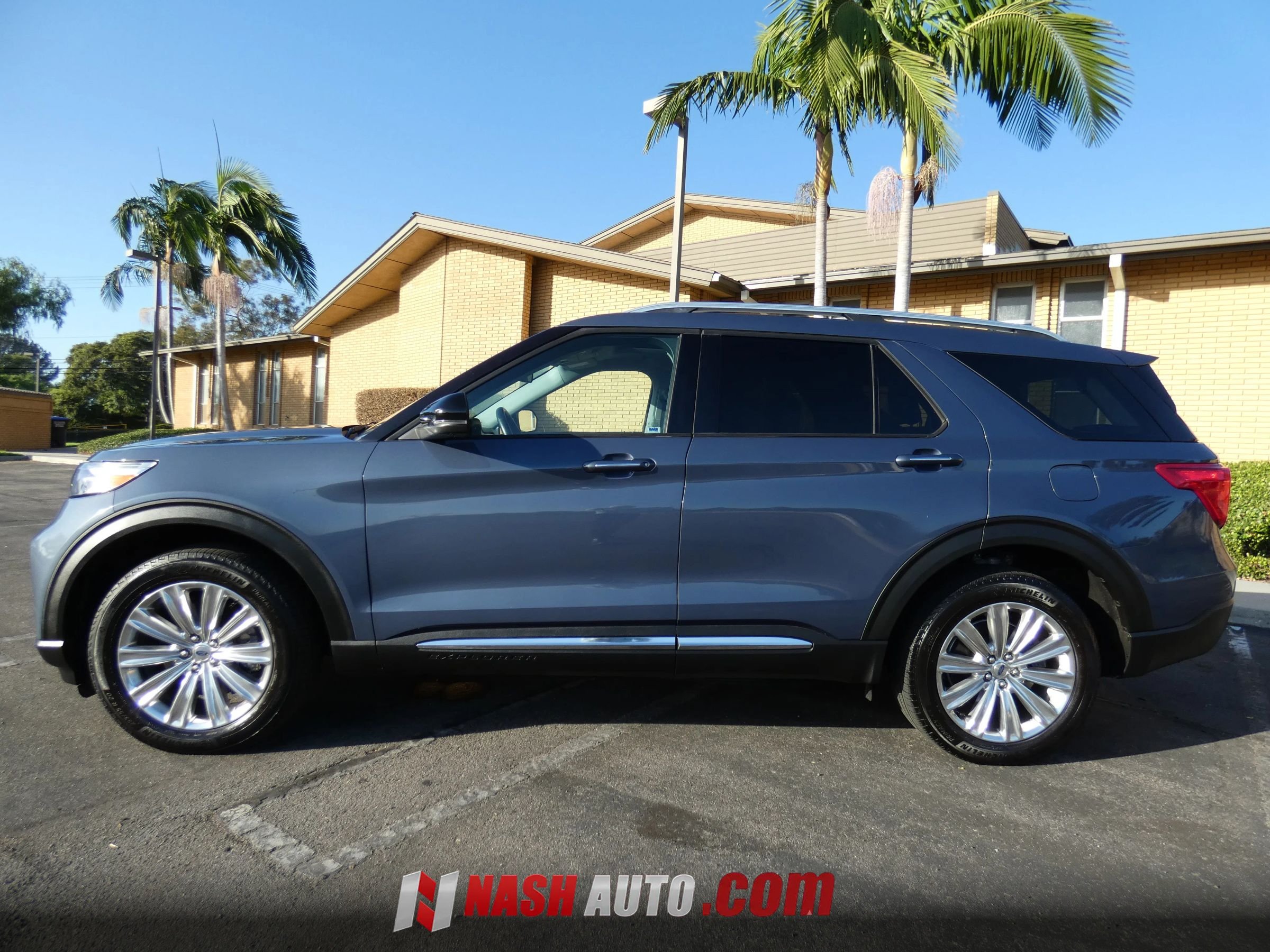 Used 2021 Ford Explorer Limited AWD/4WD image 14