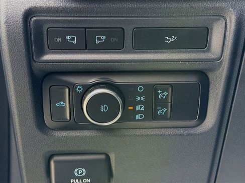 Used 2022 Ford F150 XLT w/ Equipment Group 302A High image 26