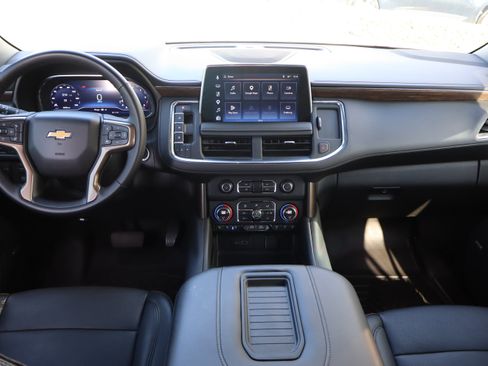 Used 2023 Chevrolet Tahoe High Country w/ Premium Package AWD/4WD image 17