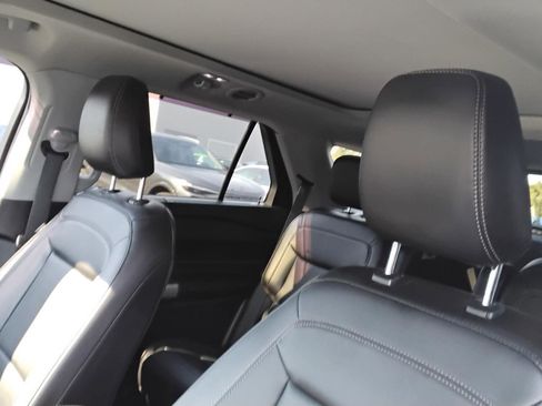 Used 2022 Ford Explorer Limited w/ Equipment Group 301A image 18