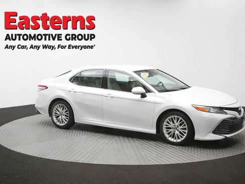 Used 2019 Toyota Camry XLE w/ Carpet Mat Package FWD image 49