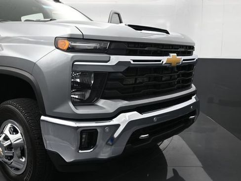 Used 2025 Chevrolet Silverado 3500 LT w/ All Star Edition AWD/4WD image 33