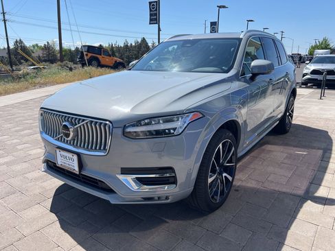 Used 2024 Volvo XC90 B6 Plus w/ Protection Package Premier AWD/4WD image 4