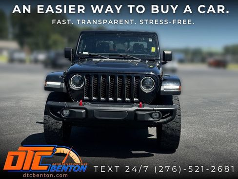 Used 2023 Jeep Gladiator Rubicon w/ LED Lighting Group AWD/4WD image 2