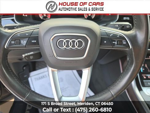 Used 2020 Audi Q8 Premium Plus AWD/4WD image 28