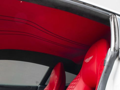 Used 2014 Aston Martin Vanquish Coupe RWD image 16