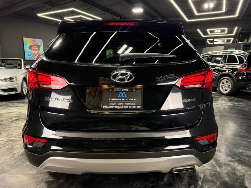 Used 2017 Hyundai Santa Fe Sport FWD image 6
